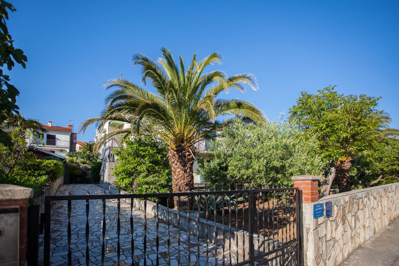 Villa Vosilla Apartments Cres Exterior photo