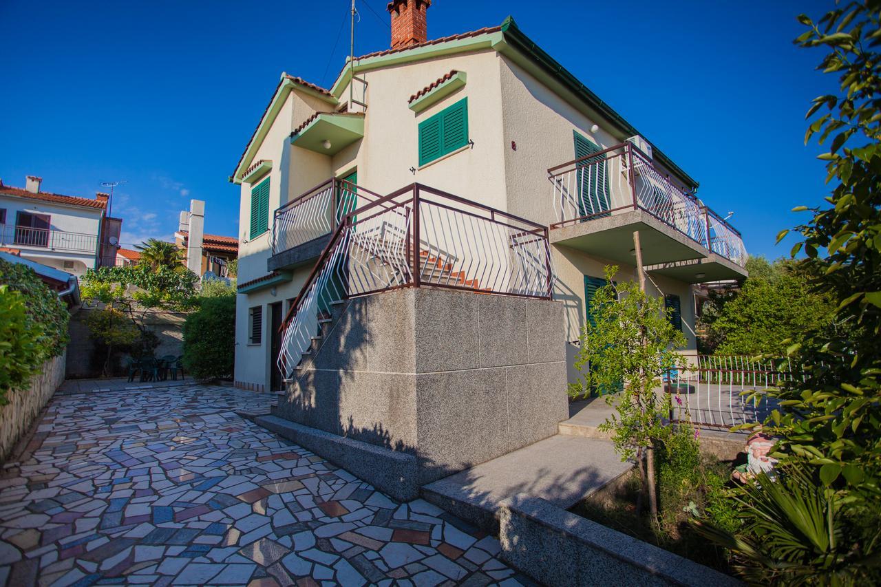 Villa Vosilla Apartments Cres Exterior photo